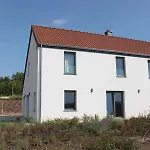 Xxv House Heron