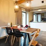 Xxv House Heron
