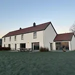 Xxv House * Heron